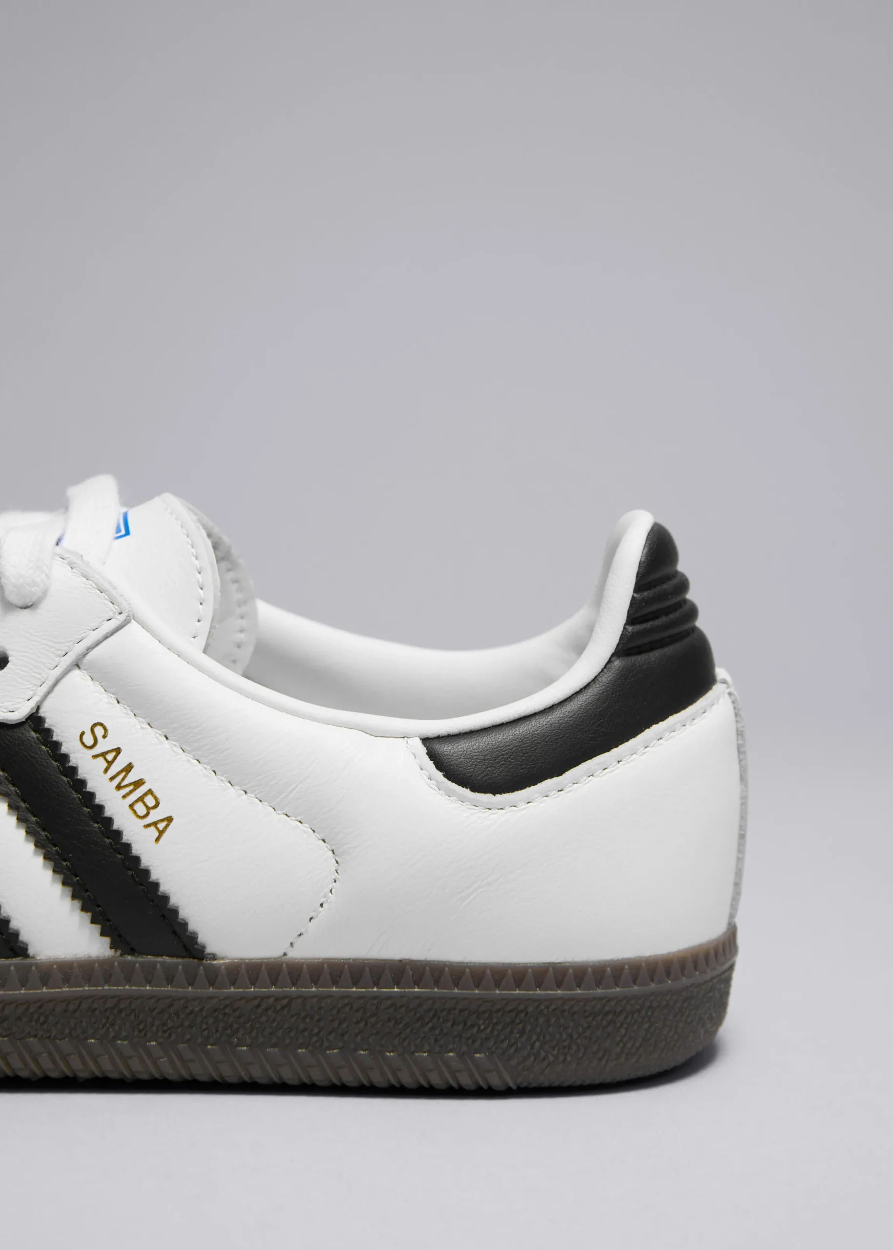 adidas Originals ZX 700