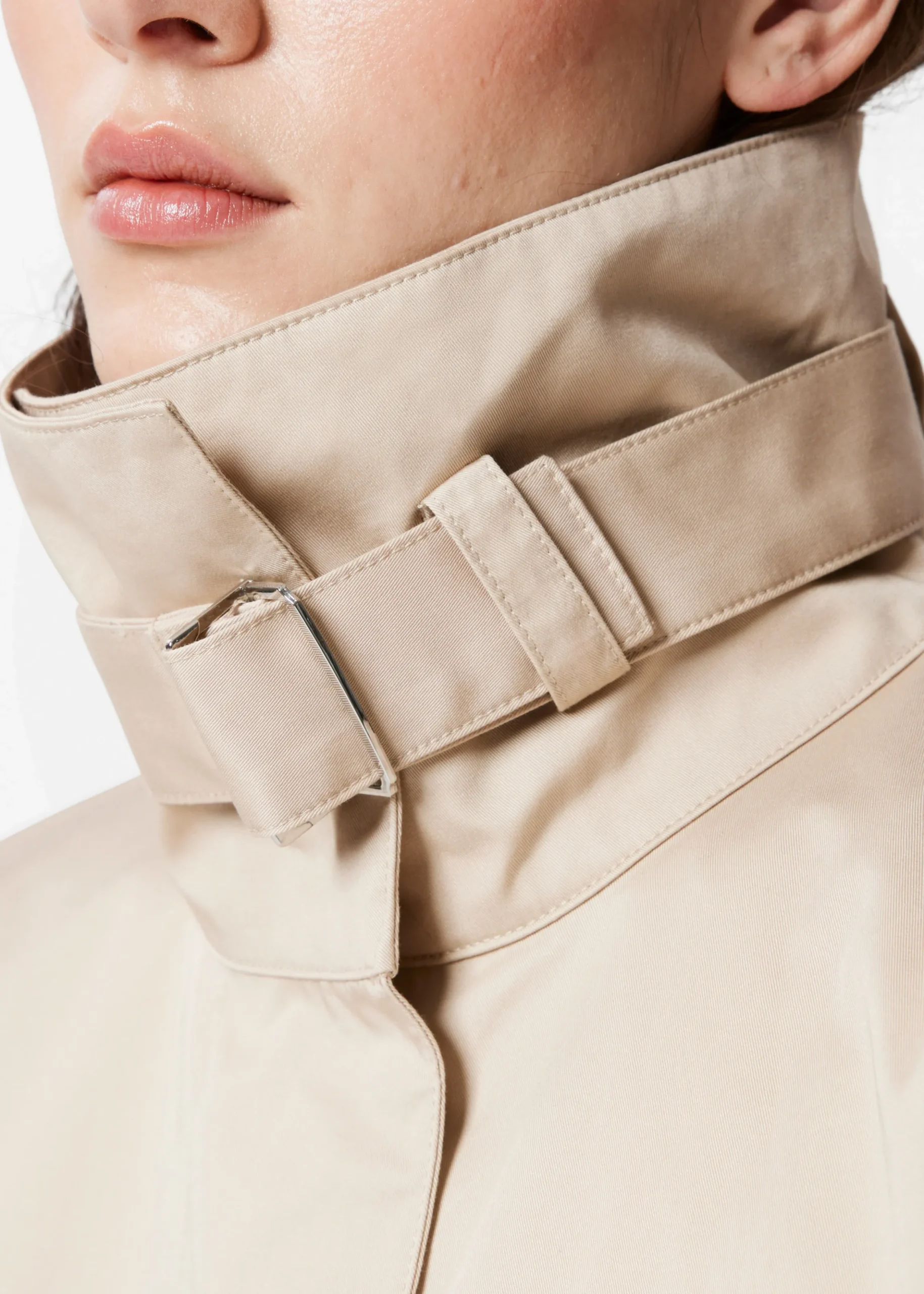 A-Linien-Jacke mit Tunnelkragen