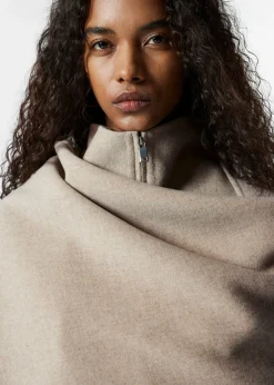 Asymmetrisches Woll-Cape