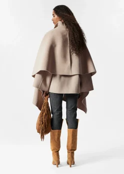 Asymmetrisches Woll-Cape
