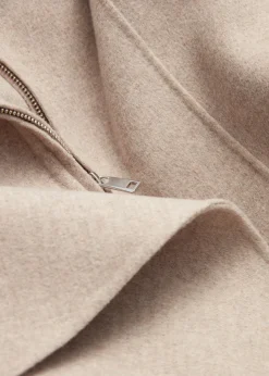 Asymmetrisches Woll-Cape