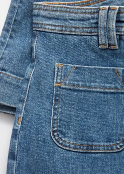 Ausgestellte Jeans mit hohem Bund