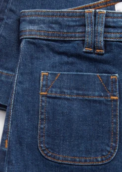 Ausgestellte Jeans mit hohem Bund