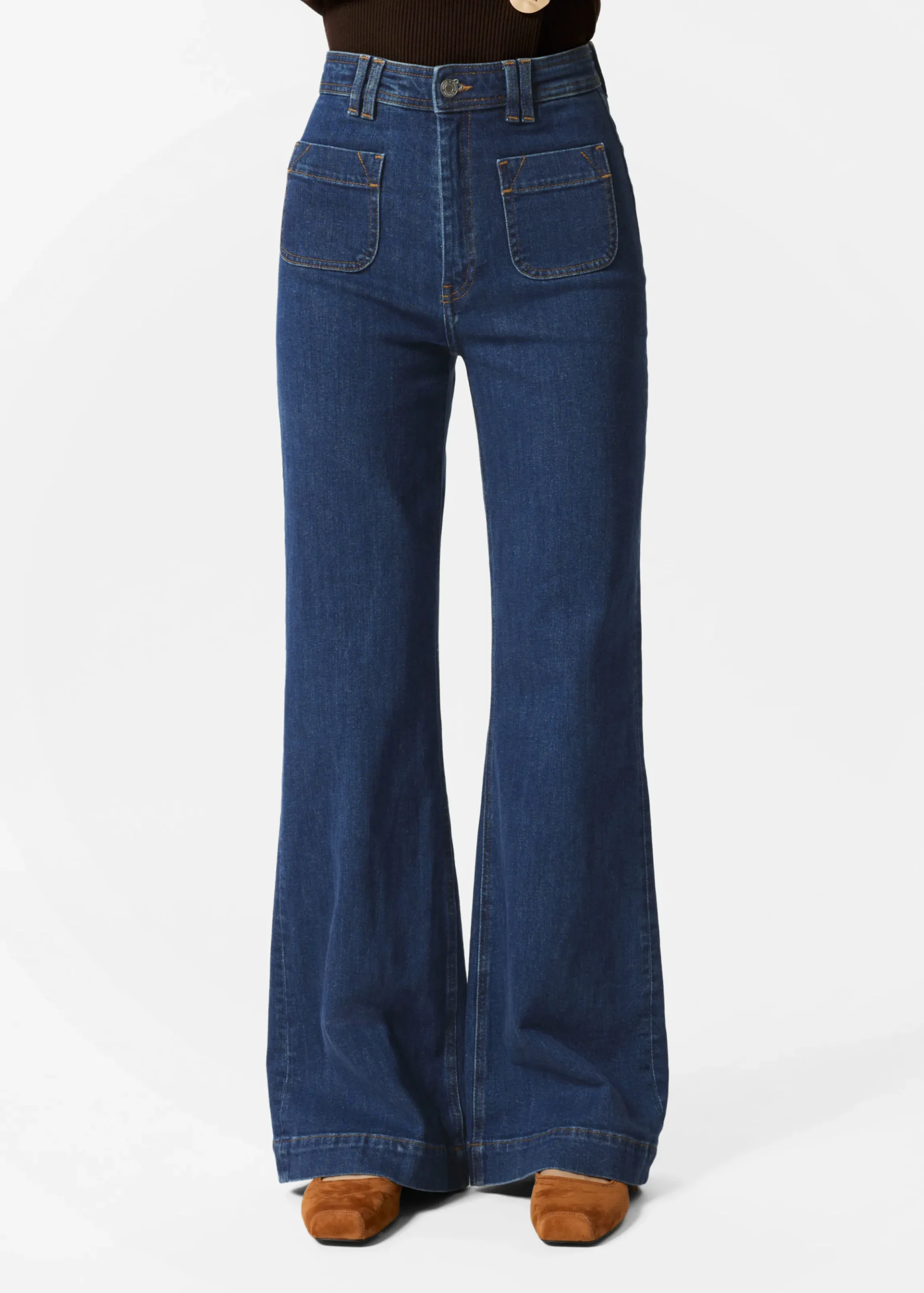Ausgestellte Jeans mit hohem Bund