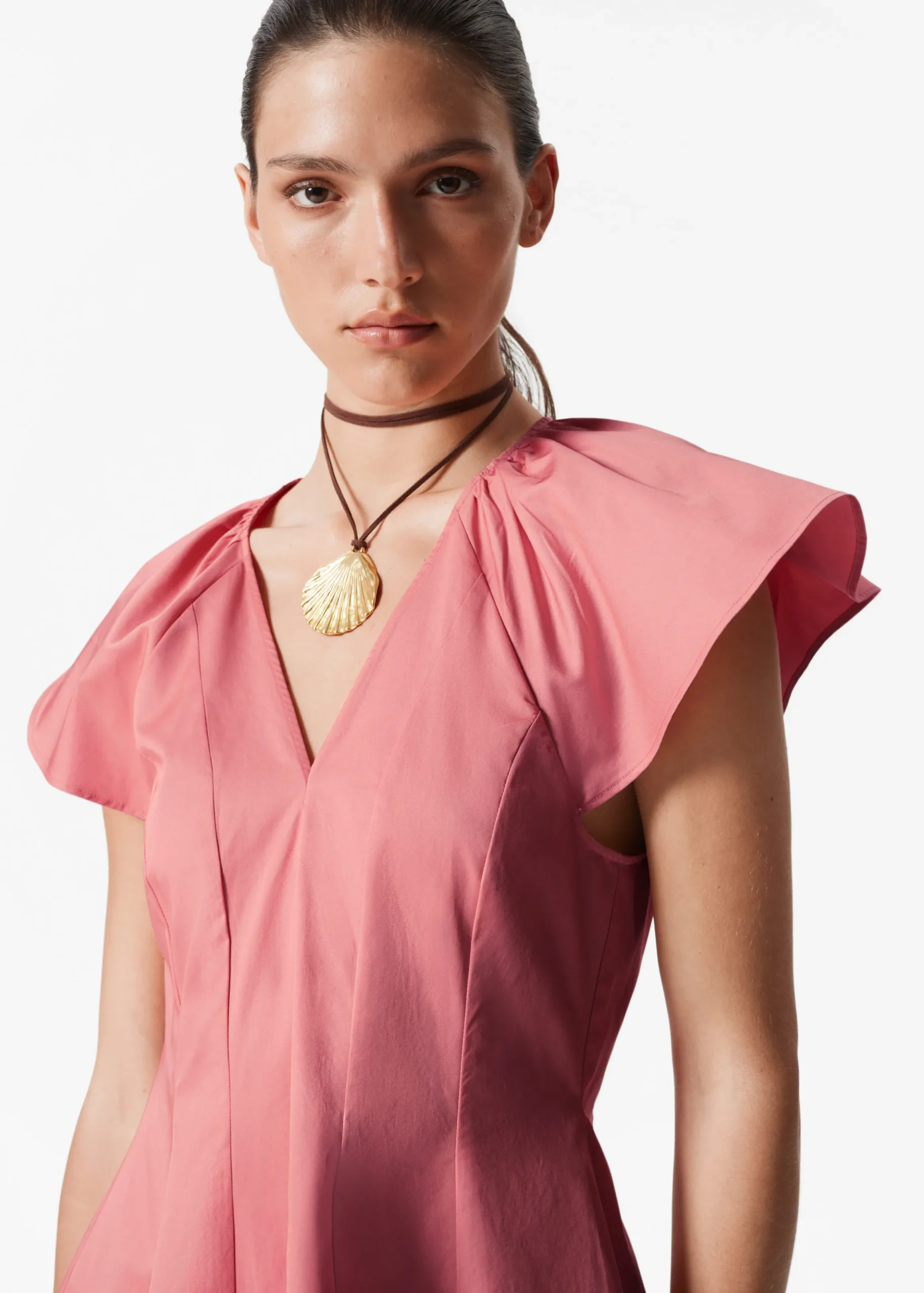 Ausgestelltes Minikleid