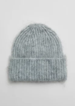 Beanie aus einer gebürsteten Mohairmischung