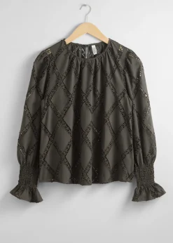 Bestickte Bluse mit gerafften Bündchen