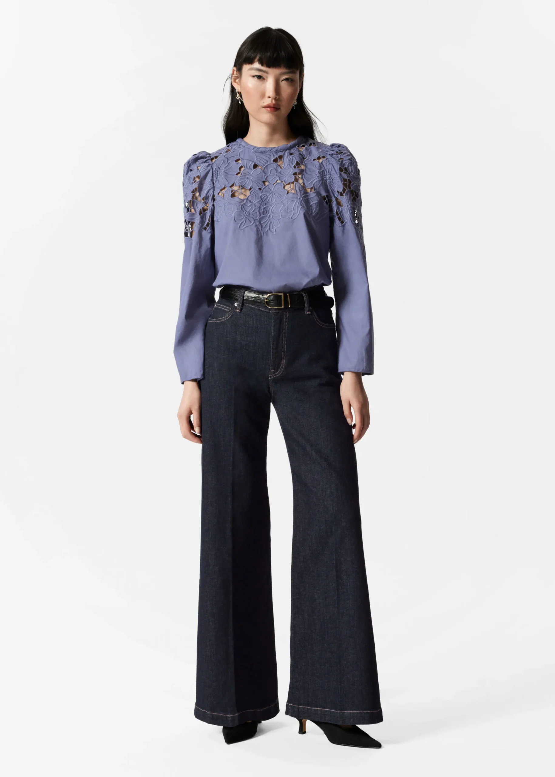Bestickte Bluse mit Puffärmeln