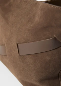 Beuteltasche aus Veloursleder