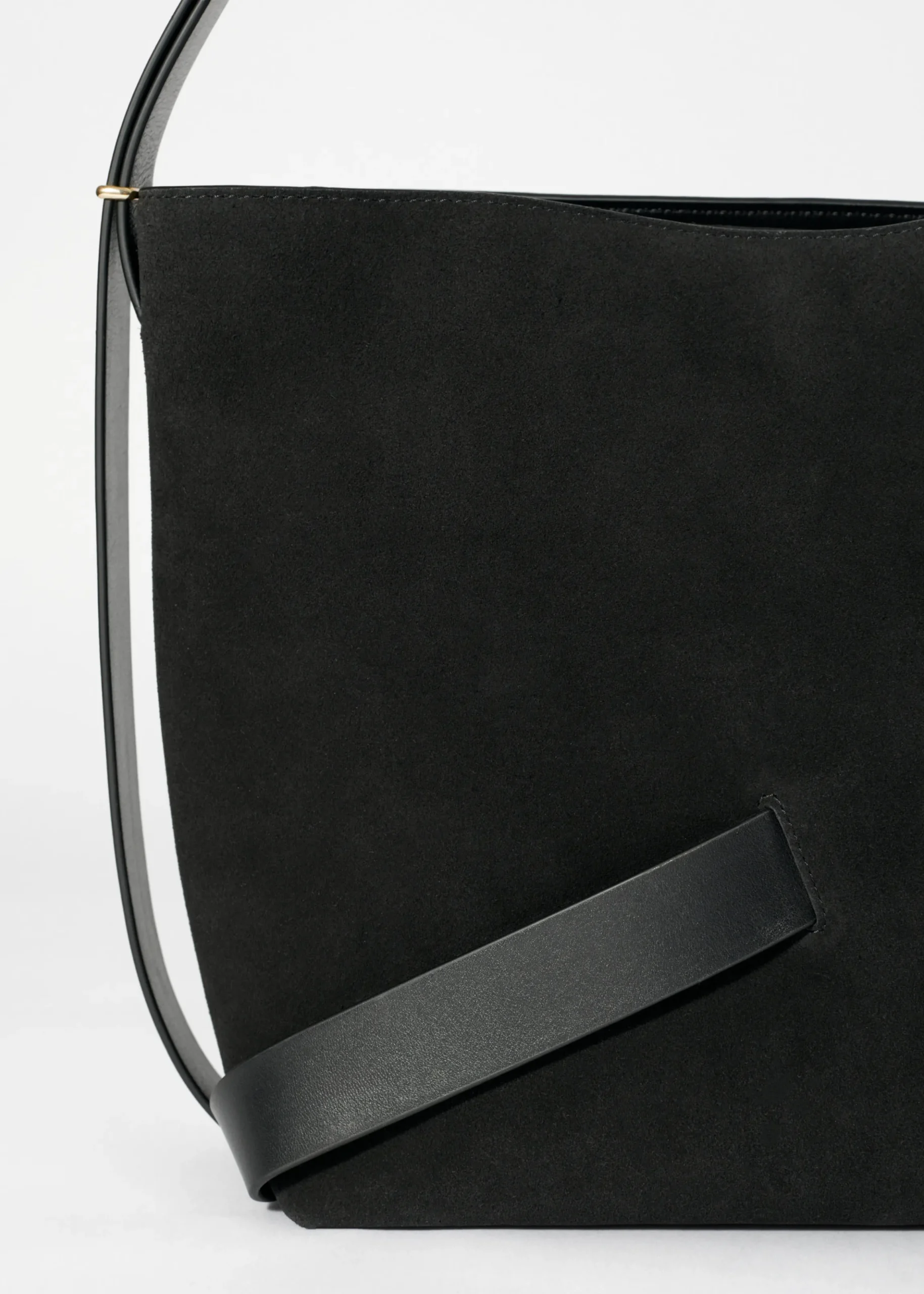 Beuteltasche aus Veloursleder