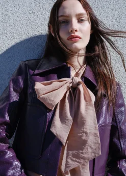 Bluse mit Puffärmeln und Schleifendetail