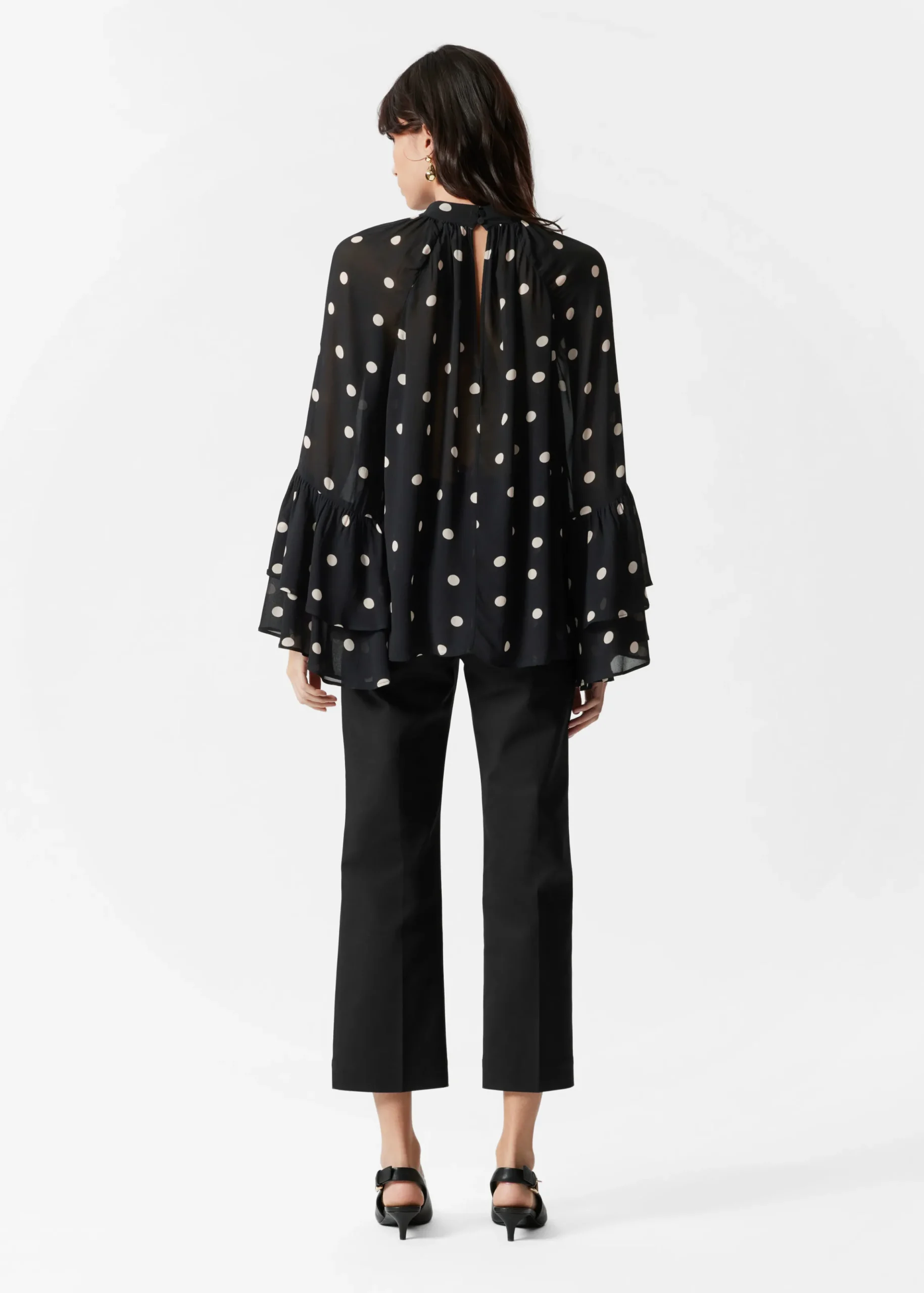 Bluse mit Volants und Stehkragen