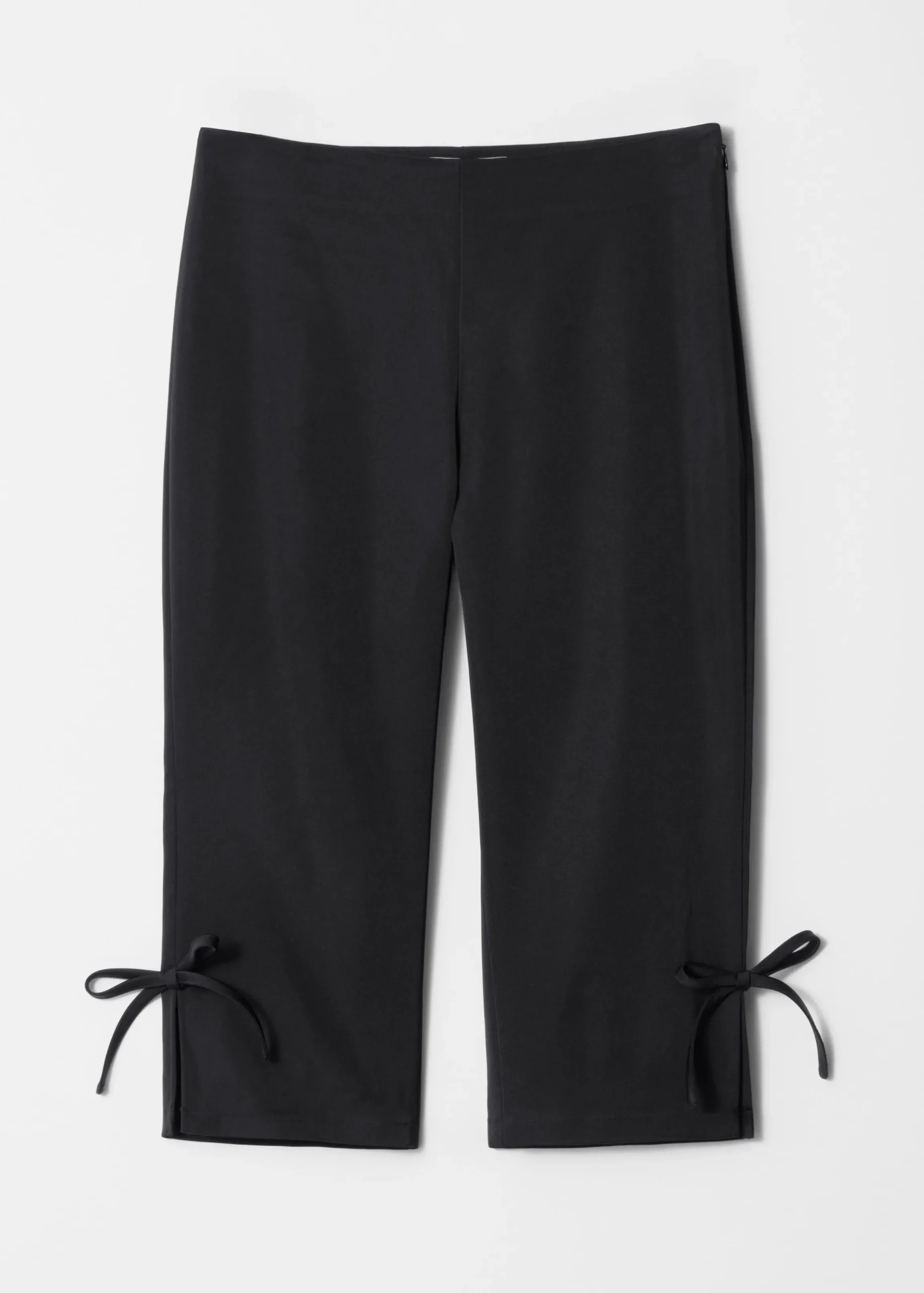 Caprihose mit Bändern