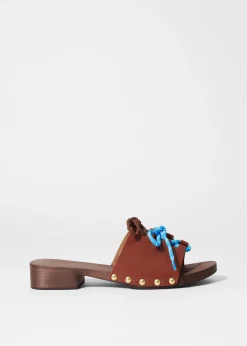 Clogs zum Schnüren