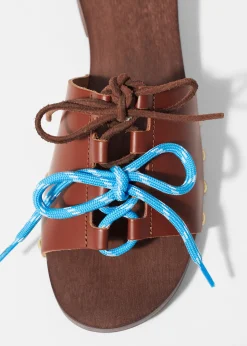 Clogs zum Schnüren