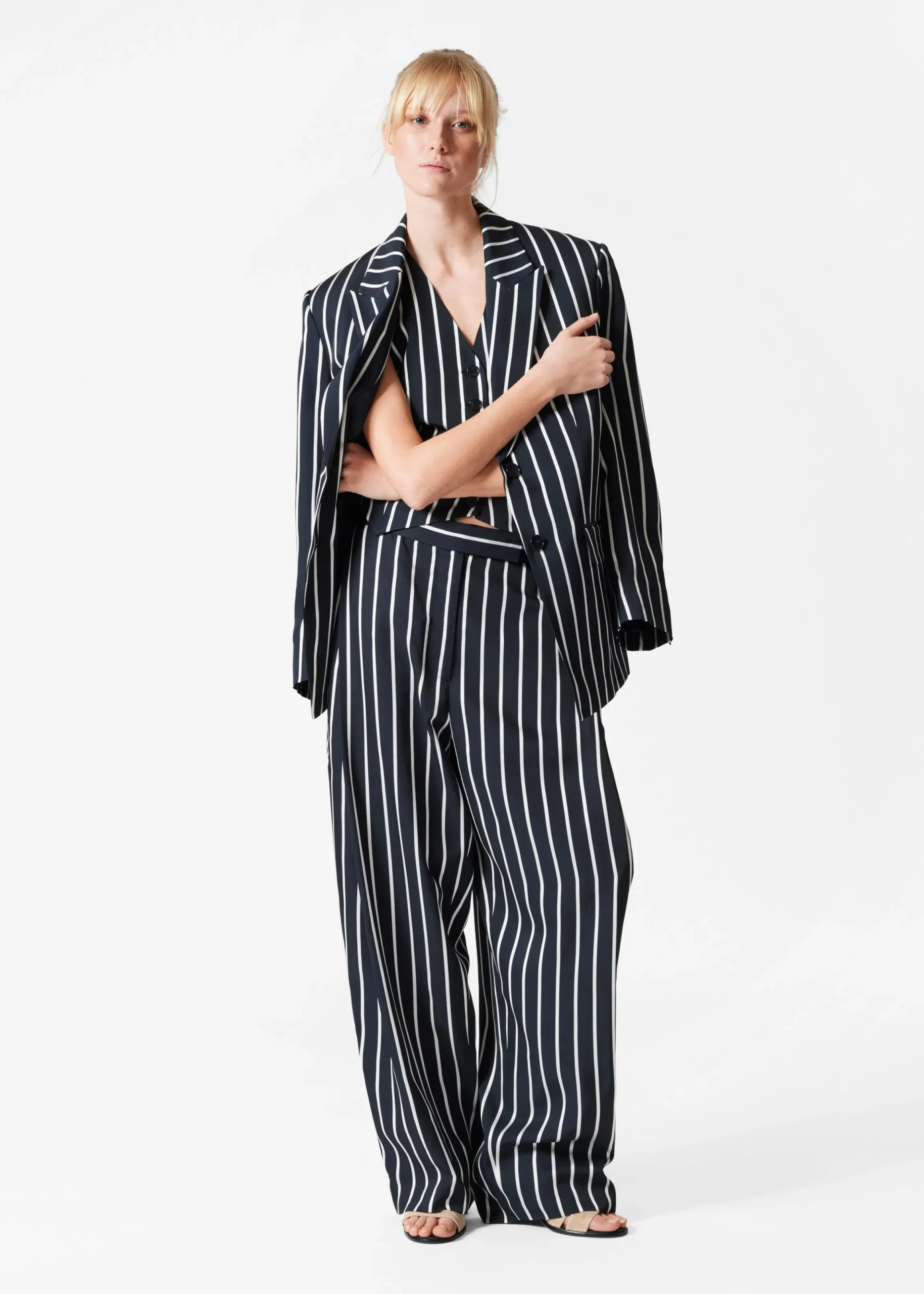 Elegante Hose mit tiefen Bundfalten