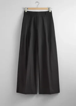 Elegante Hose mit weitem Bein