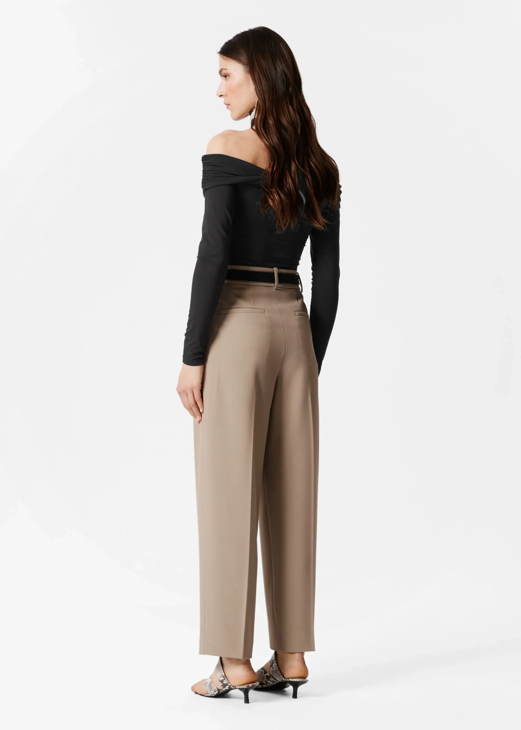 Elegante, schmal zulaufende Hose