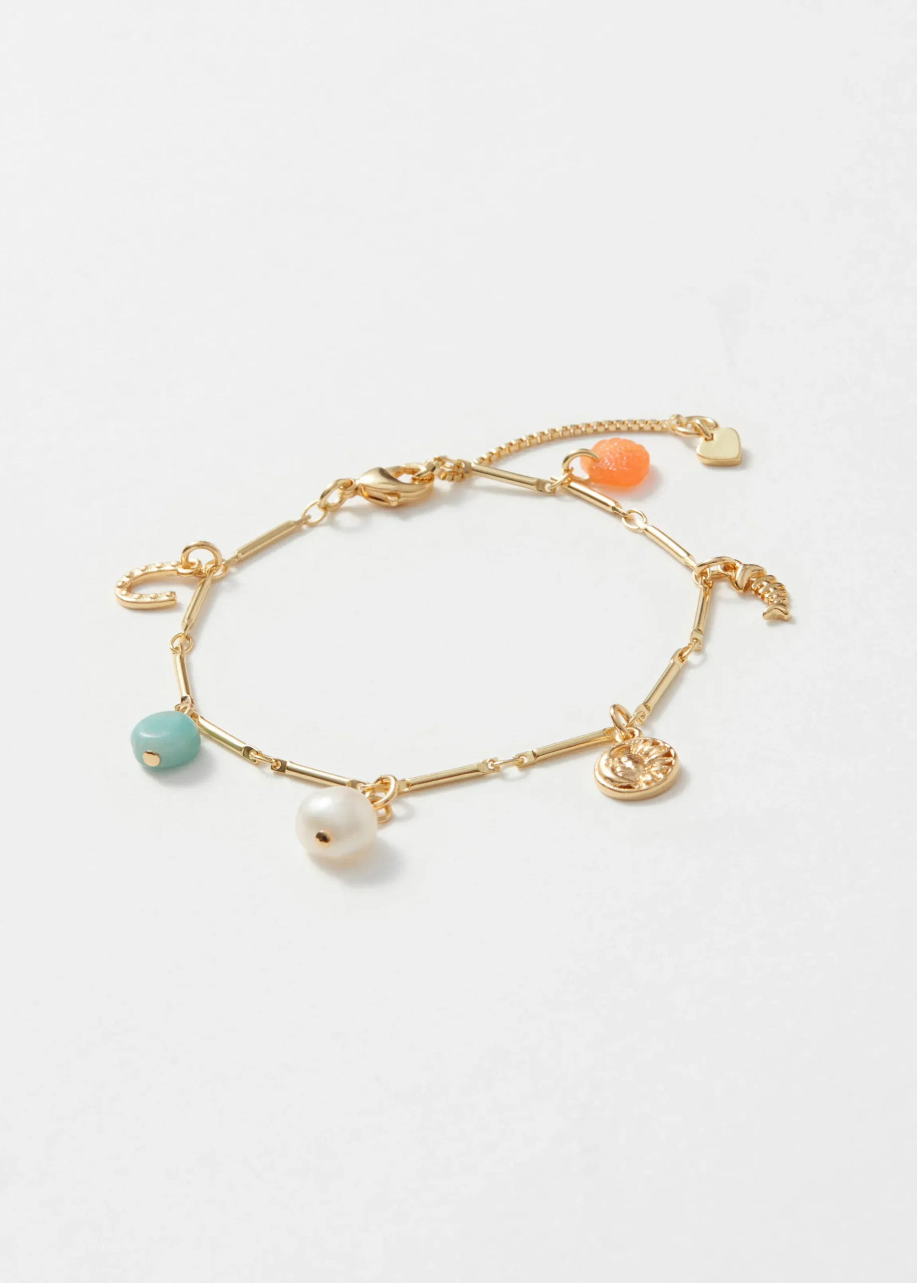 Filigranes Kettenarmband mit Anhängern