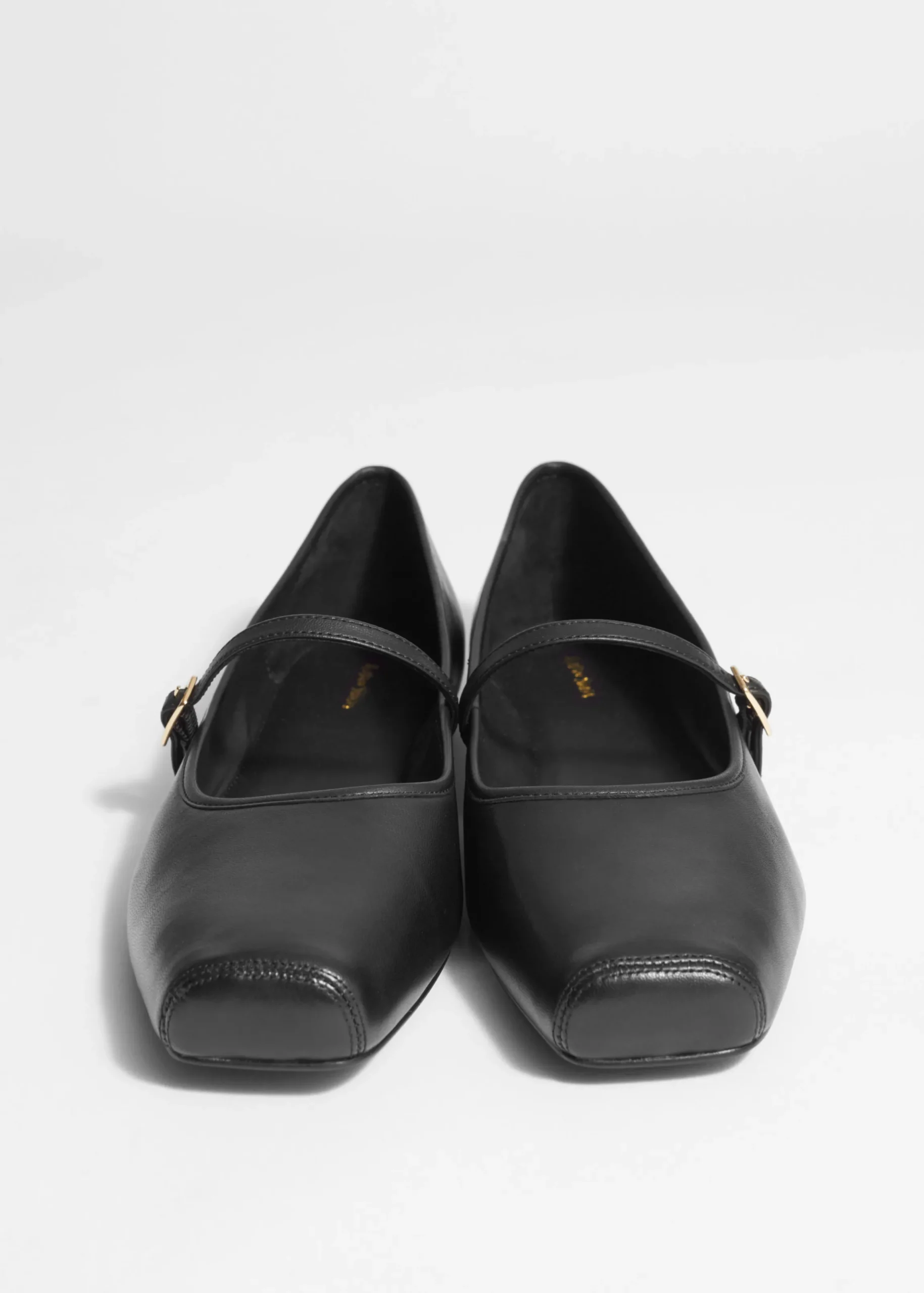 Flache Ballerinas mit karreeförmiger Zehenpartie