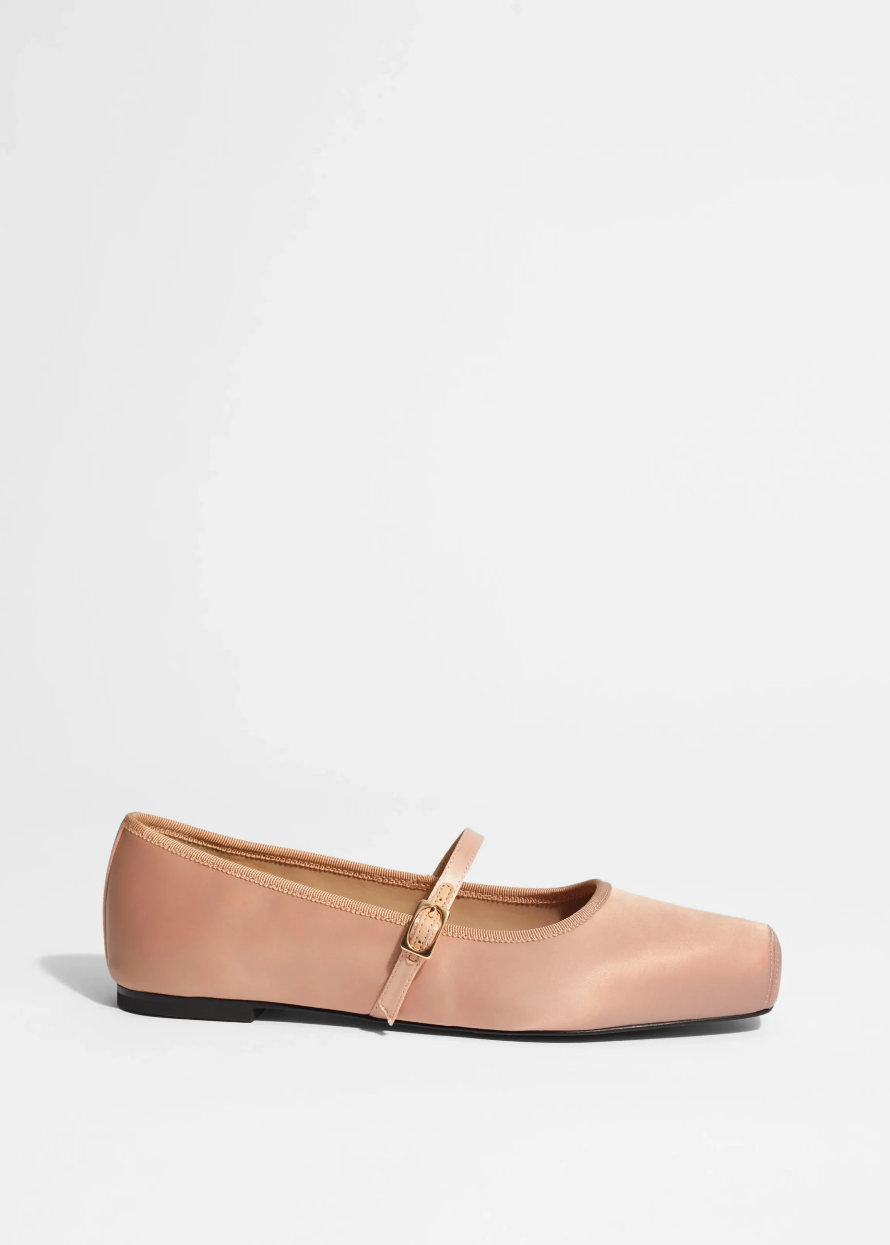 Flache Ballerinas mit karreeförmiger Zehenpartie