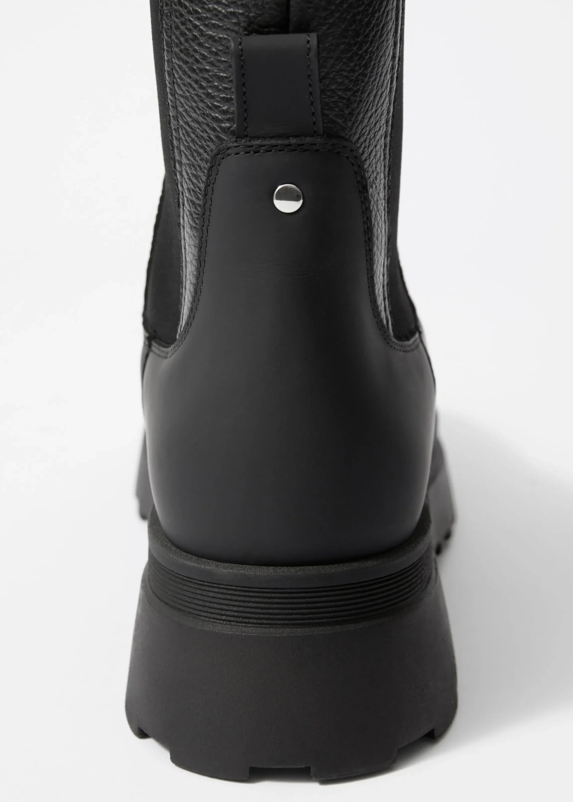 Gefütterte Chelsea Boots aus Leder