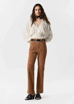 Gesmokte Bluse mit Puffärmeln