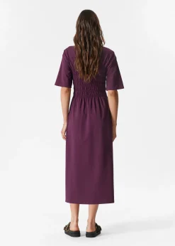 Gesmoktes Midikleid