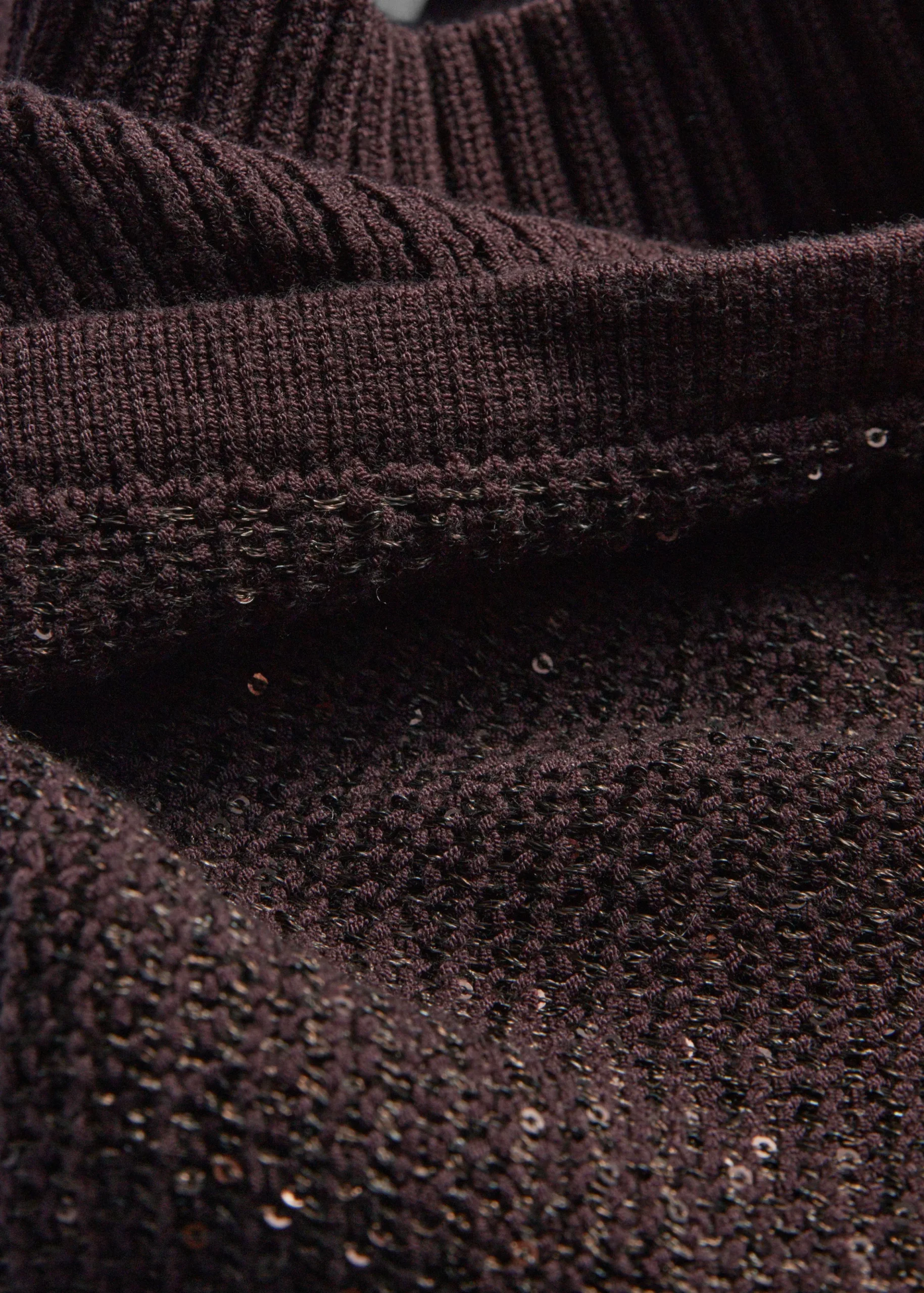 Gestrickter Kapuzenpullover in Metallic-Optik