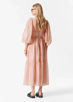 Gestuftes Midikleid