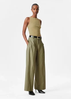 Hose mit Falten