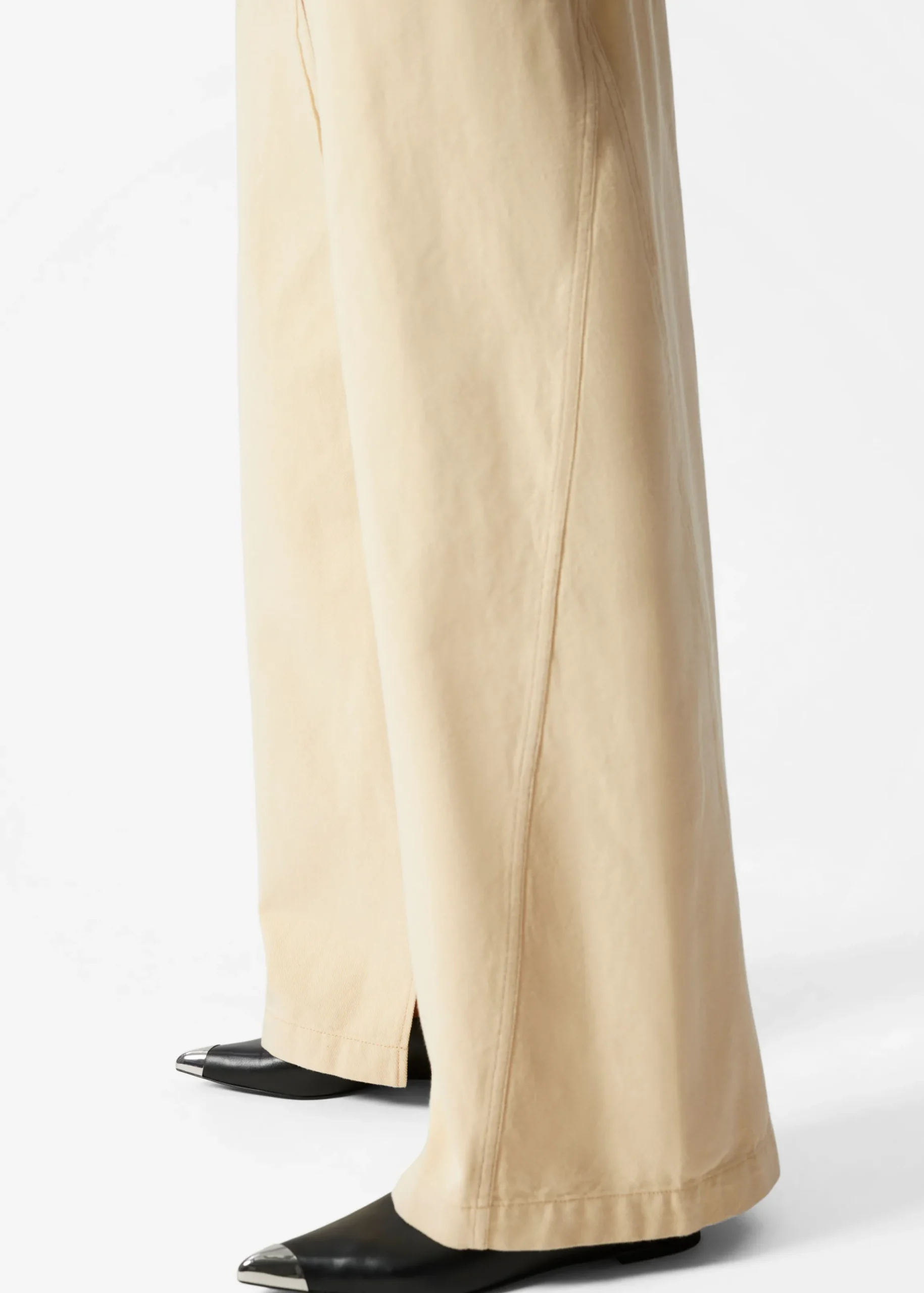 Hose mit Schnallengürtel