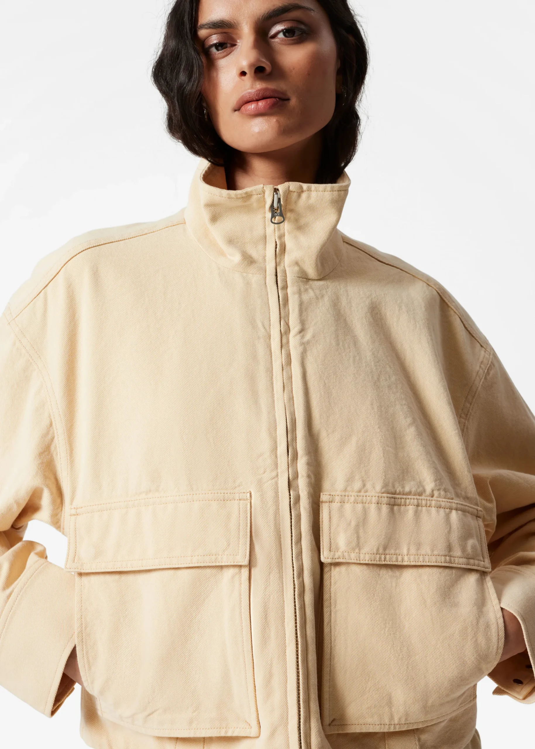 Jacke mit aufgesetzten Taschen