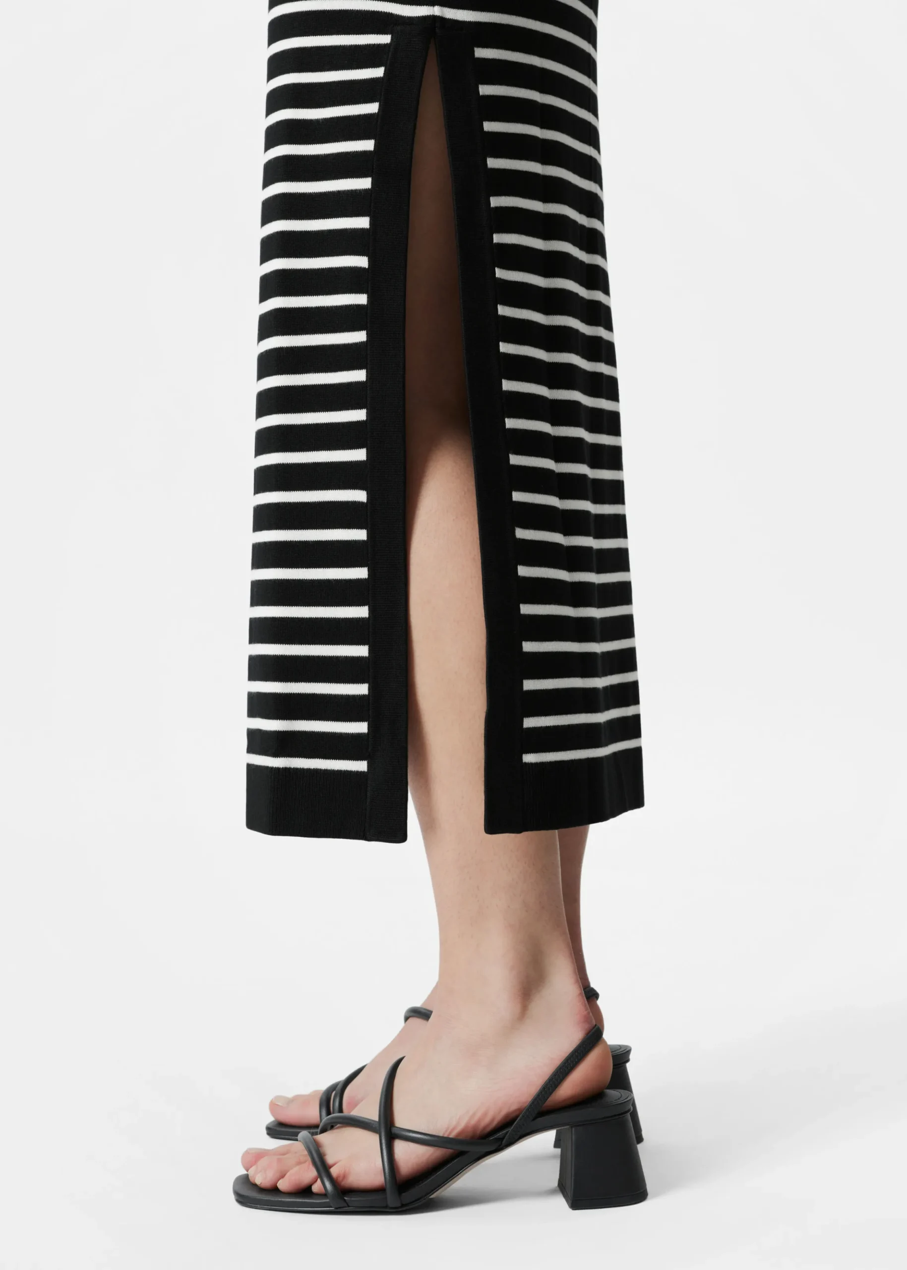 Jacquard-Strickkleid in Midilänge