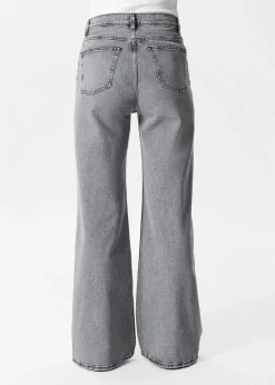 Jeans mit weitem Bein