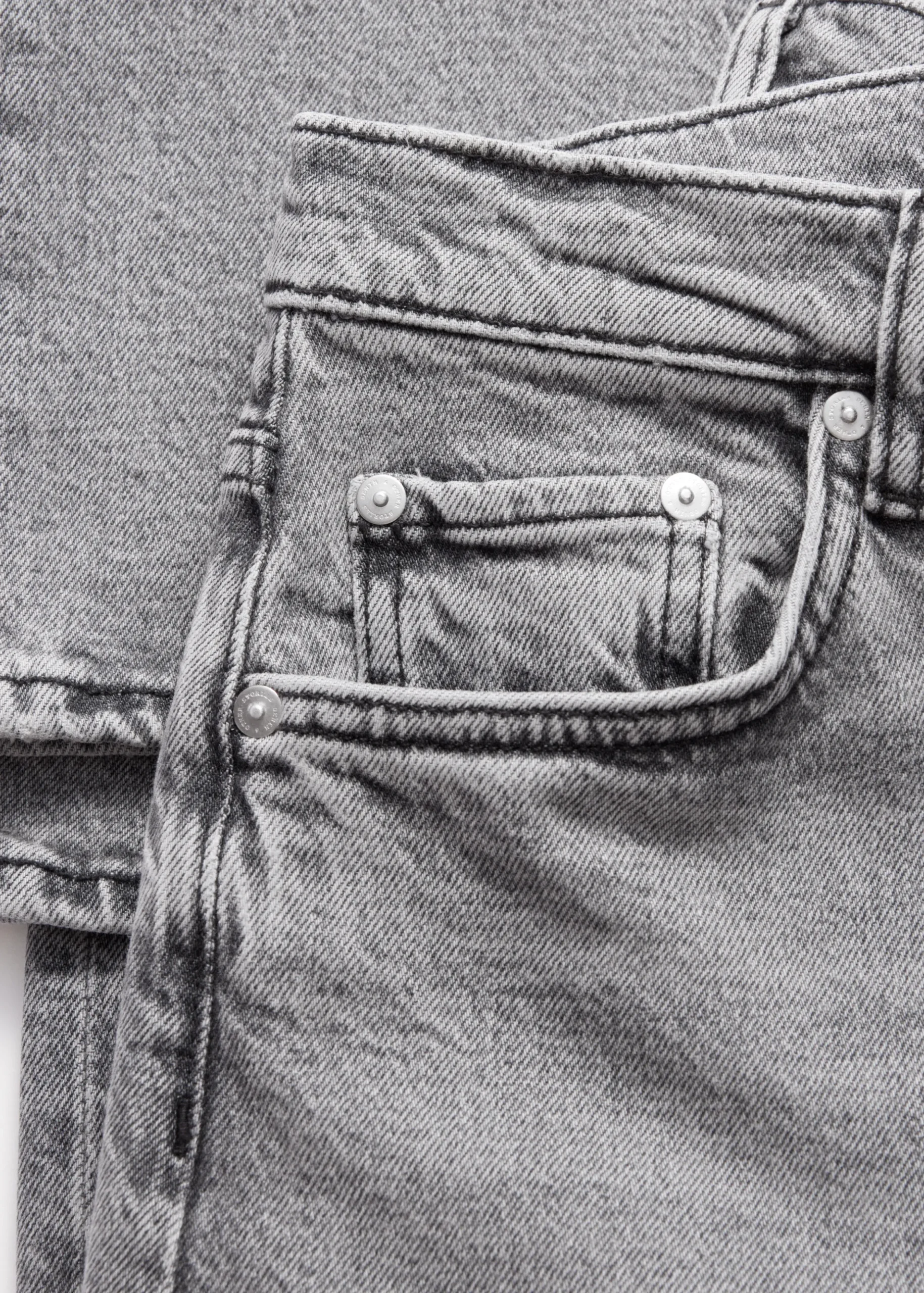 Jeans mit weitem Bein