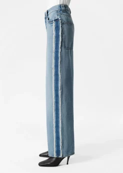 Jeans mit weitem Bein und Fransen