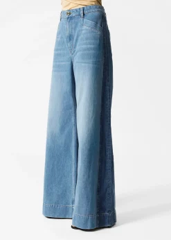 Jeans mit weitem, langem Bein