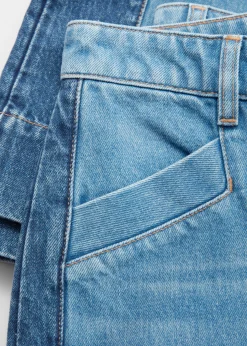 Jeans mit weitem, langem Bein