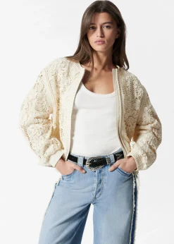 Kastenförmige Jacke mit Flechtmuster