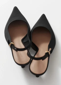 Klassische Satin-Pumps