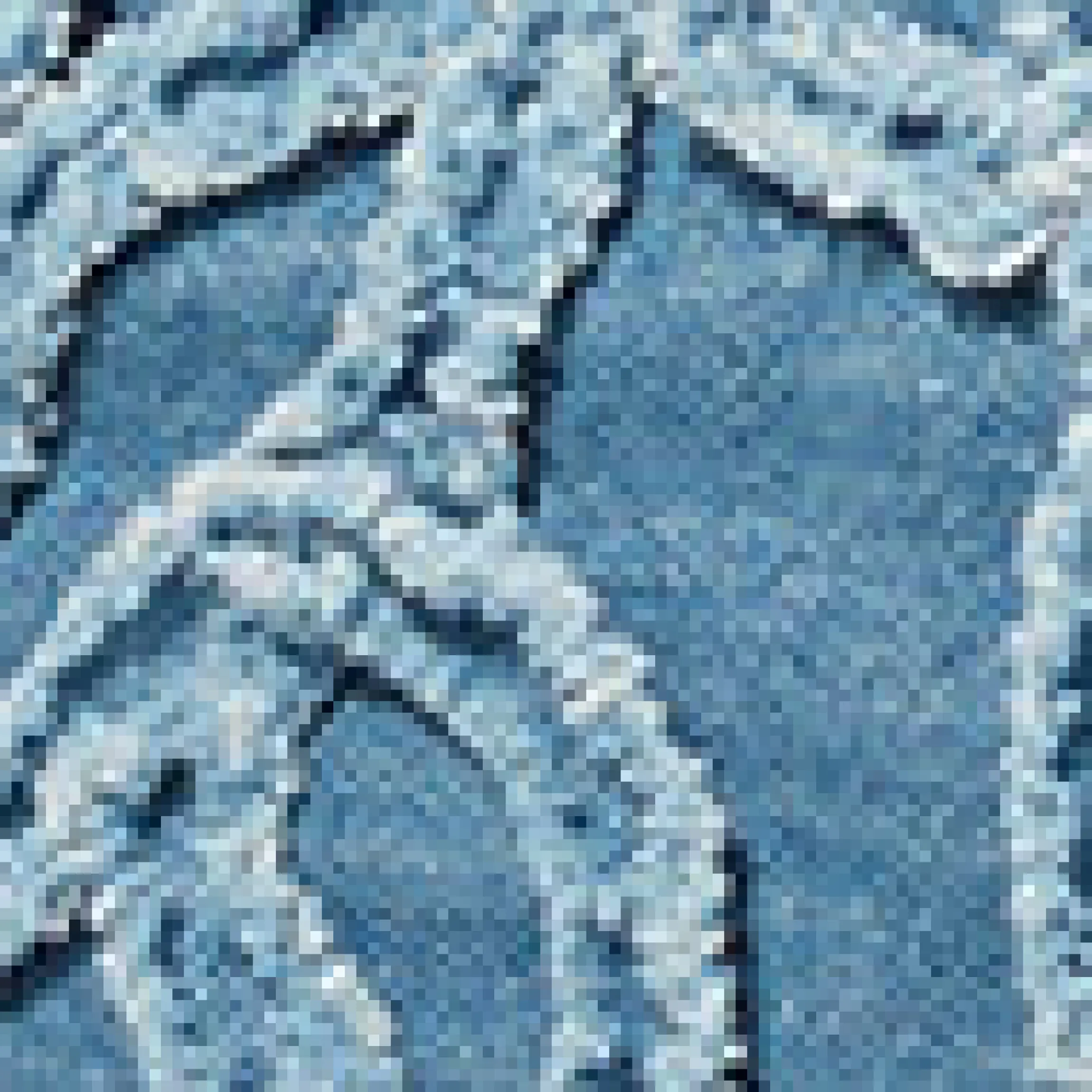 Kleine Tragetasche aus Denim mit Applikationen