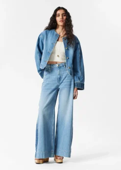 Kurzes Top