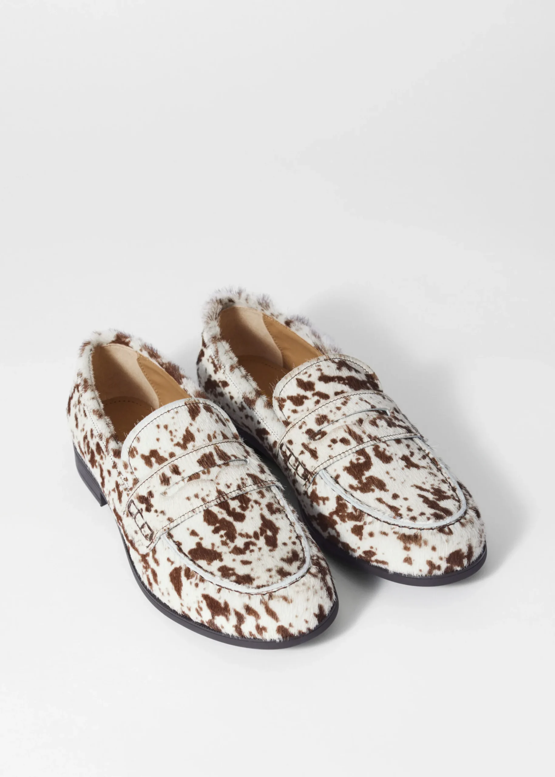 Loafer mit Kuh-Print