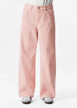 Locker geschnittene Jeans mit weitem Bein