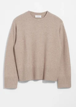 Locker geschnittener Strickpullover