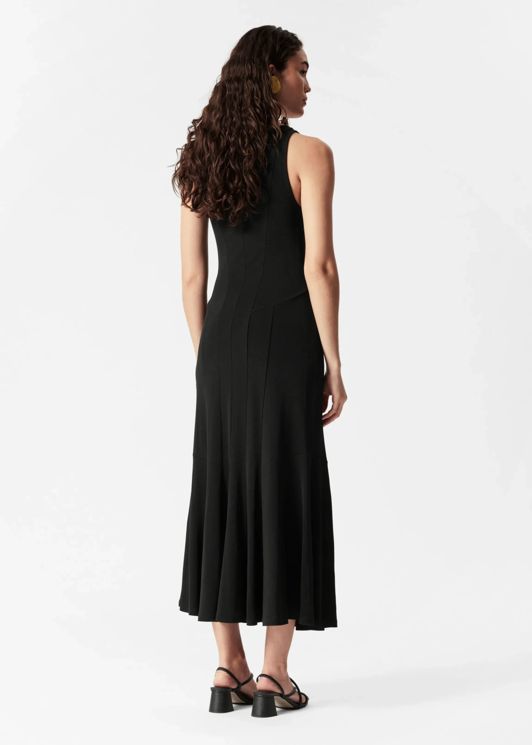Maxikleid mit Schnittnähten