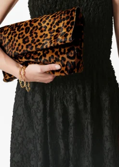 Maxikleid mit Smok-Details