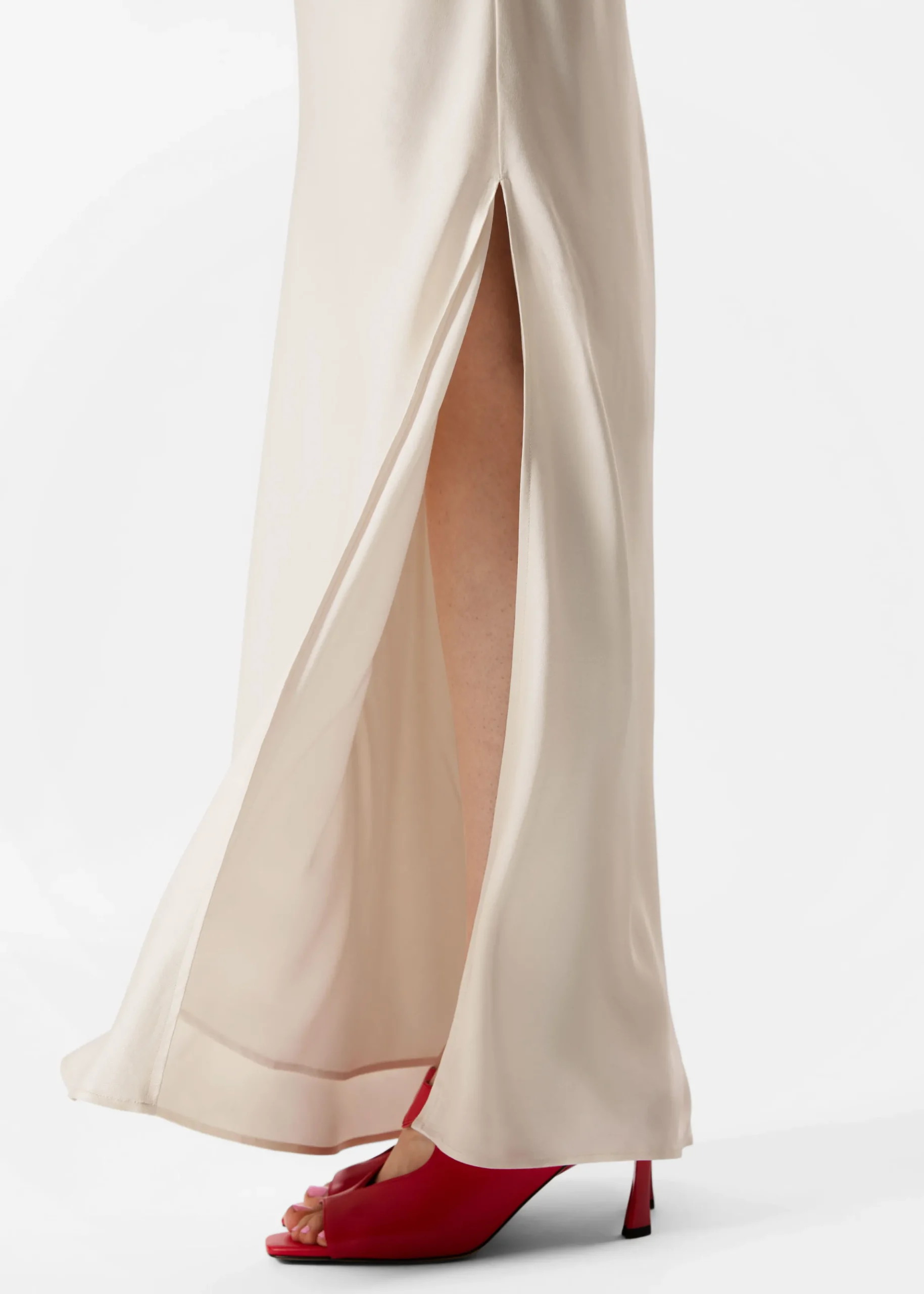Maxikleid mit Stickerei