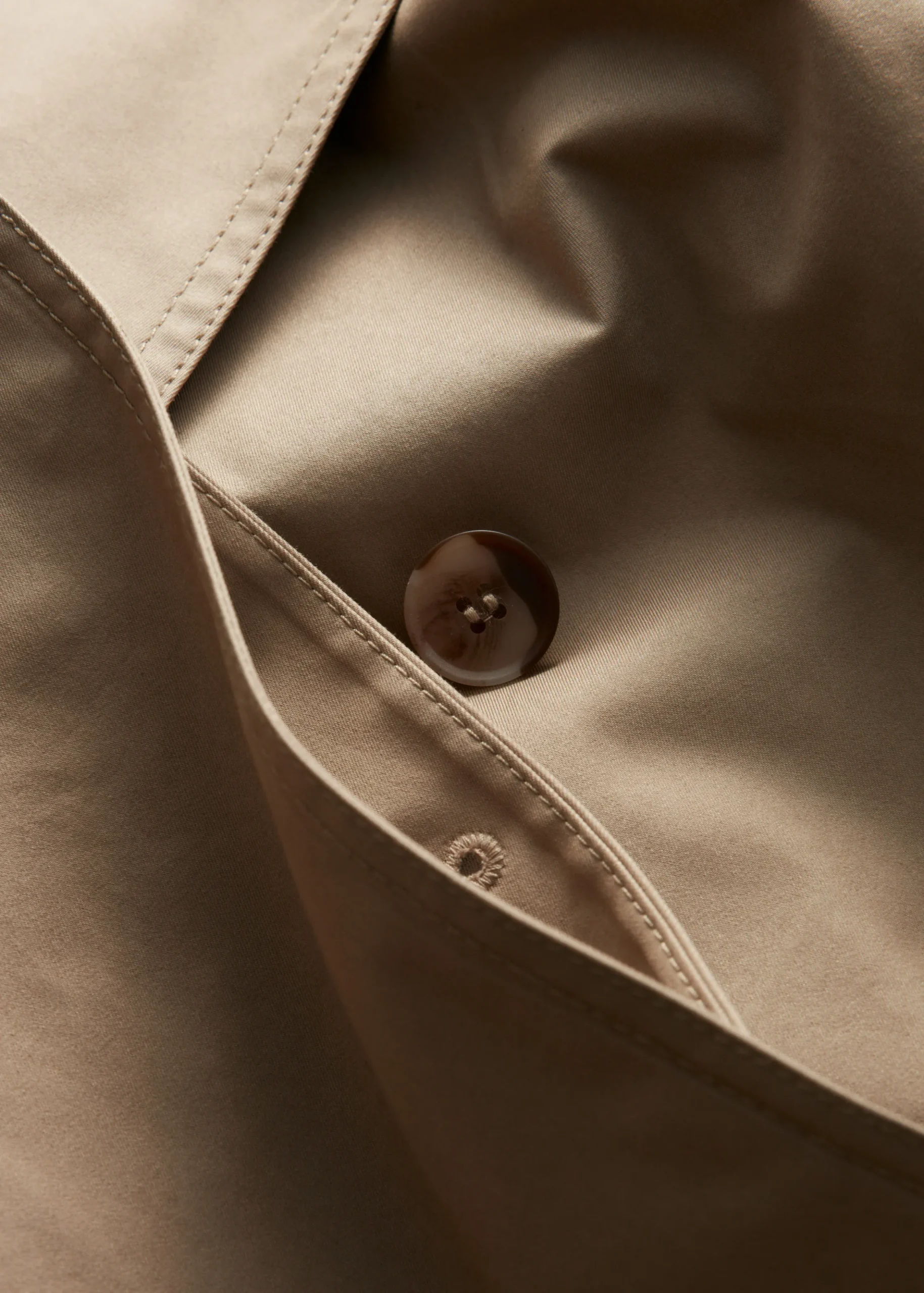 Maxi-Trenchcoat mit Gürtel